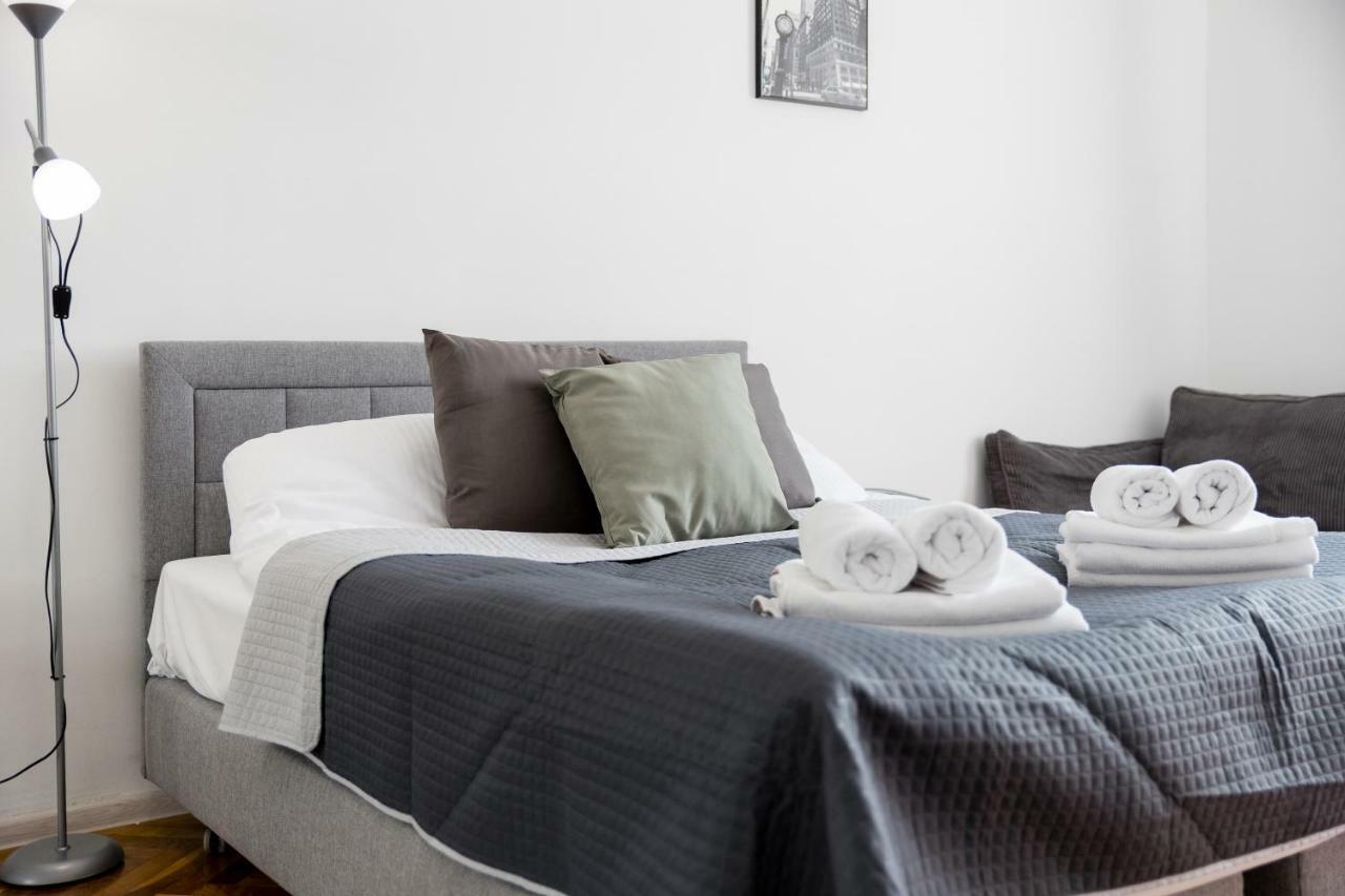 City Centre Apartment Varşova Dış mekan fotoğraf